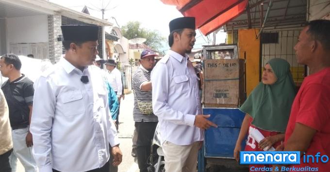 Blusukan Paslon Cawako Bukittinggi Erman-Heldo di Kelurahan Pakan Kurai, Warga : Tak Akan...