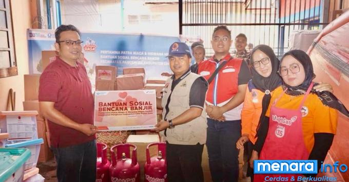 Mitra Pertamina Bersama SBM Rayon 4 Salurkan Bantuan korban Banjir Kabupaten Lima Puluh...