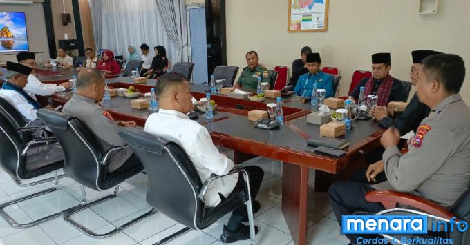 Plt Pasi Intel Kodim 0306/50 Kota Hadiri Rapat Terkait Rencana Pemungutan Suara Ulang DPD...