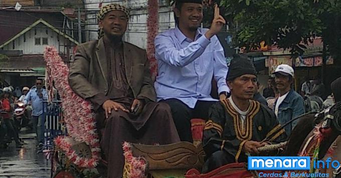 Erman Safar Naik Bendi bersama Tokoh Adat Kurai Limo Jorong...