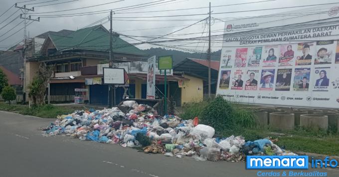 Sampah Menumpuk di Sudut Kota Payakumbuh, Pj.Walikota Dan Dinas LH Terkesan Tutup Mata