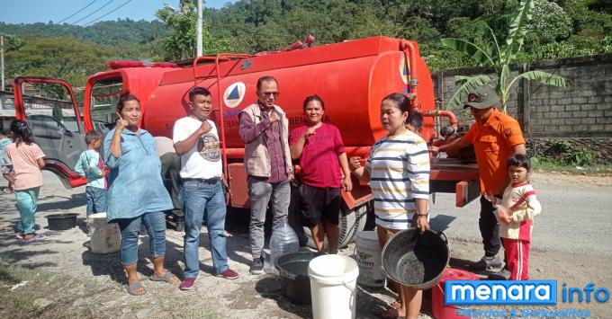 Suplay Air Bersih BPBD Kota Padang Untuk Masyarakat Terdampak Kemarau