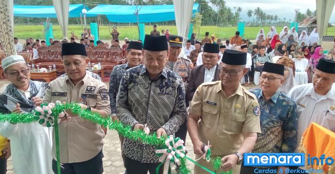 Wakil Ketua Komisi V DPR RI Muhammad Iqbal, Resmikan Rusunawa Santri Ponpes Al Manaar...