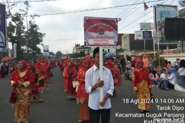 Pawai alegoris Kota Bukittunggi, foto. EJ