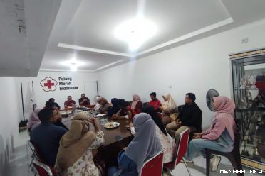 Suasana Rapat PMI Kota Bukittinggi bersama PDS PATKLIN