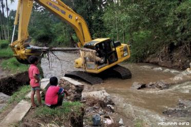 Sungai Pemicu Banjir di Tungkar Dikeruk, Warga Apresiasi...