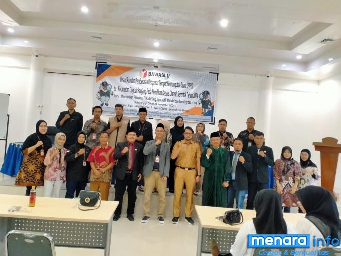 Foto bersama Pelantikan dan Bimtek