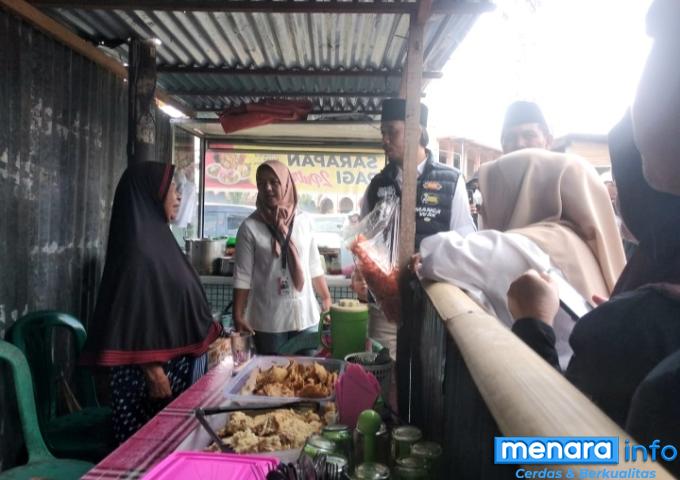 Kunjungi penjual gorengan di Kelurahan Pakan Labuah, EJM