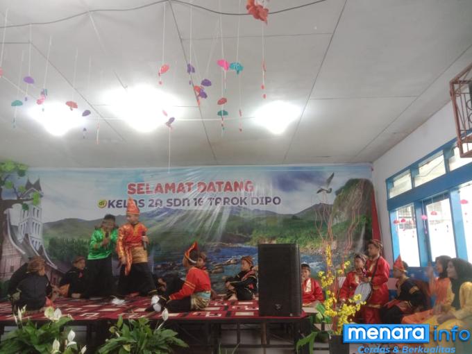 Penampilan Group Randai Gumanta Ameh SDN 16 Tarok Dipo